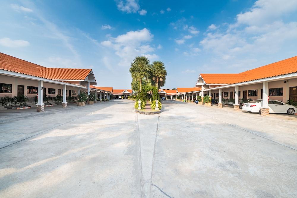 Martina Hotel Surin Exterior foto